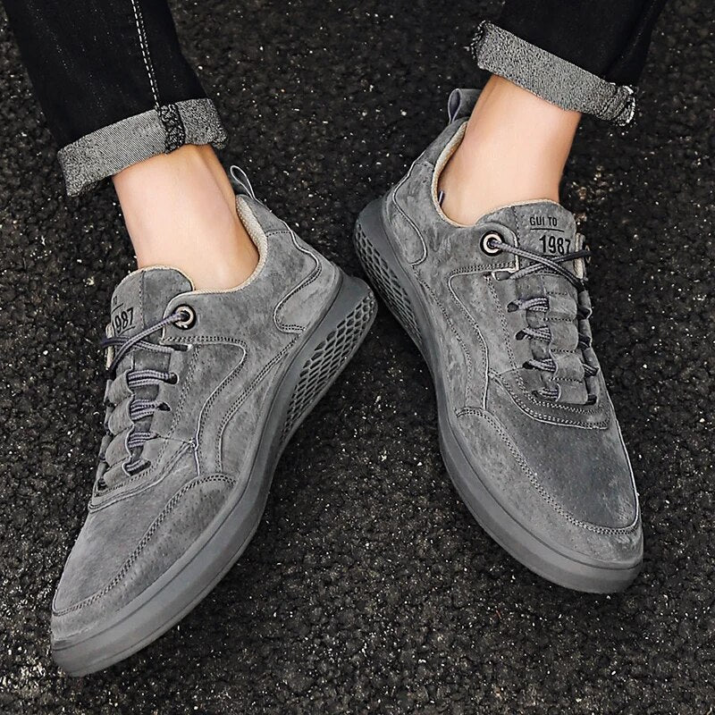 Sportliche Herren Wildleder Sneaker
