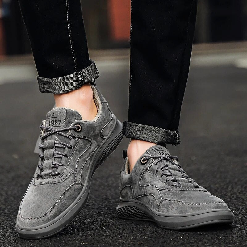 Sportliche Herren Wildleder Sneaker