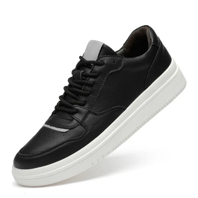 Stilvolle und bequeme Herrenschuhe für jeden Anlass, auch orthopädisch.
