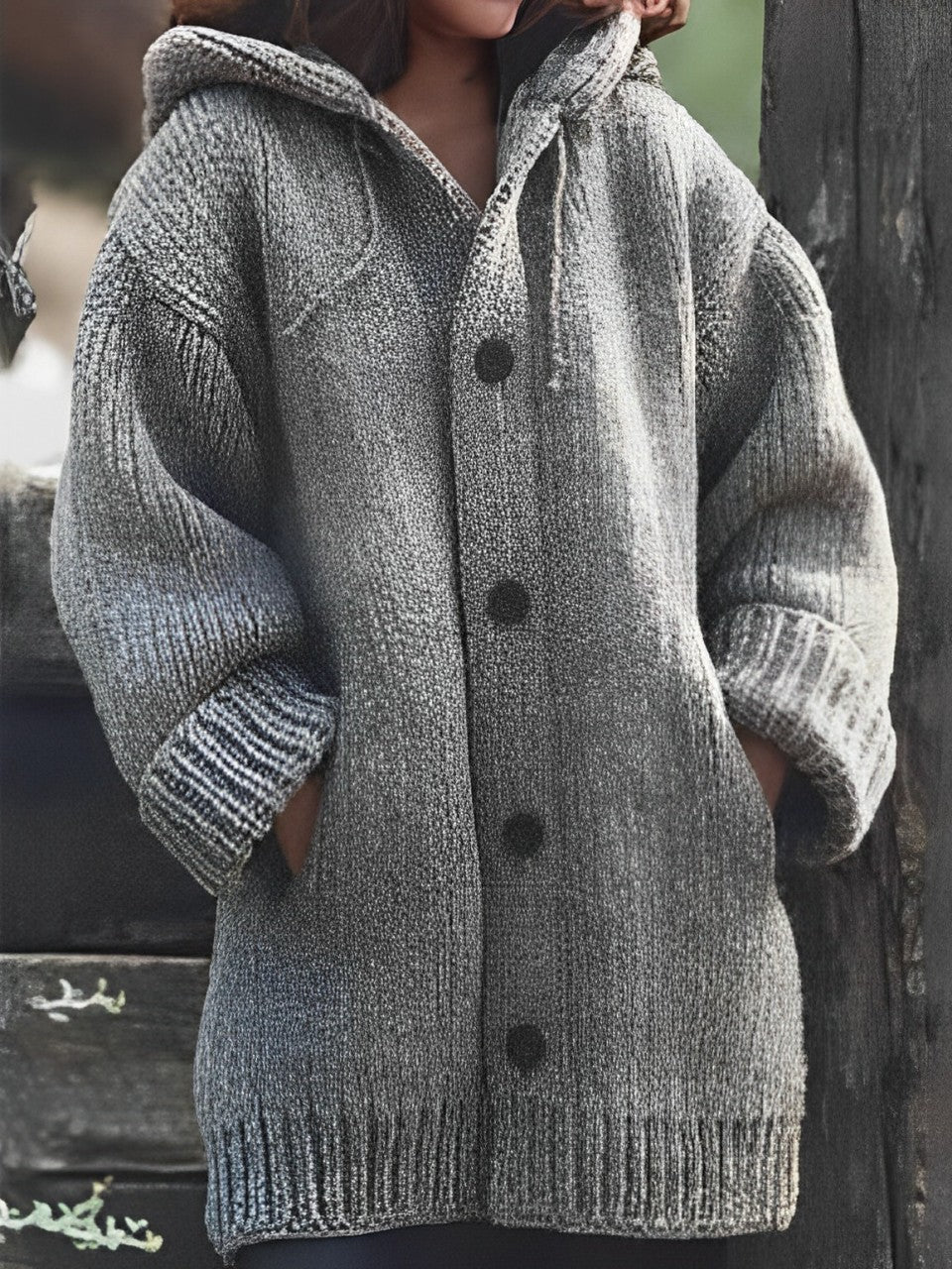 Strickjacke Lorine: Mittelang, dick, mit Kapuze