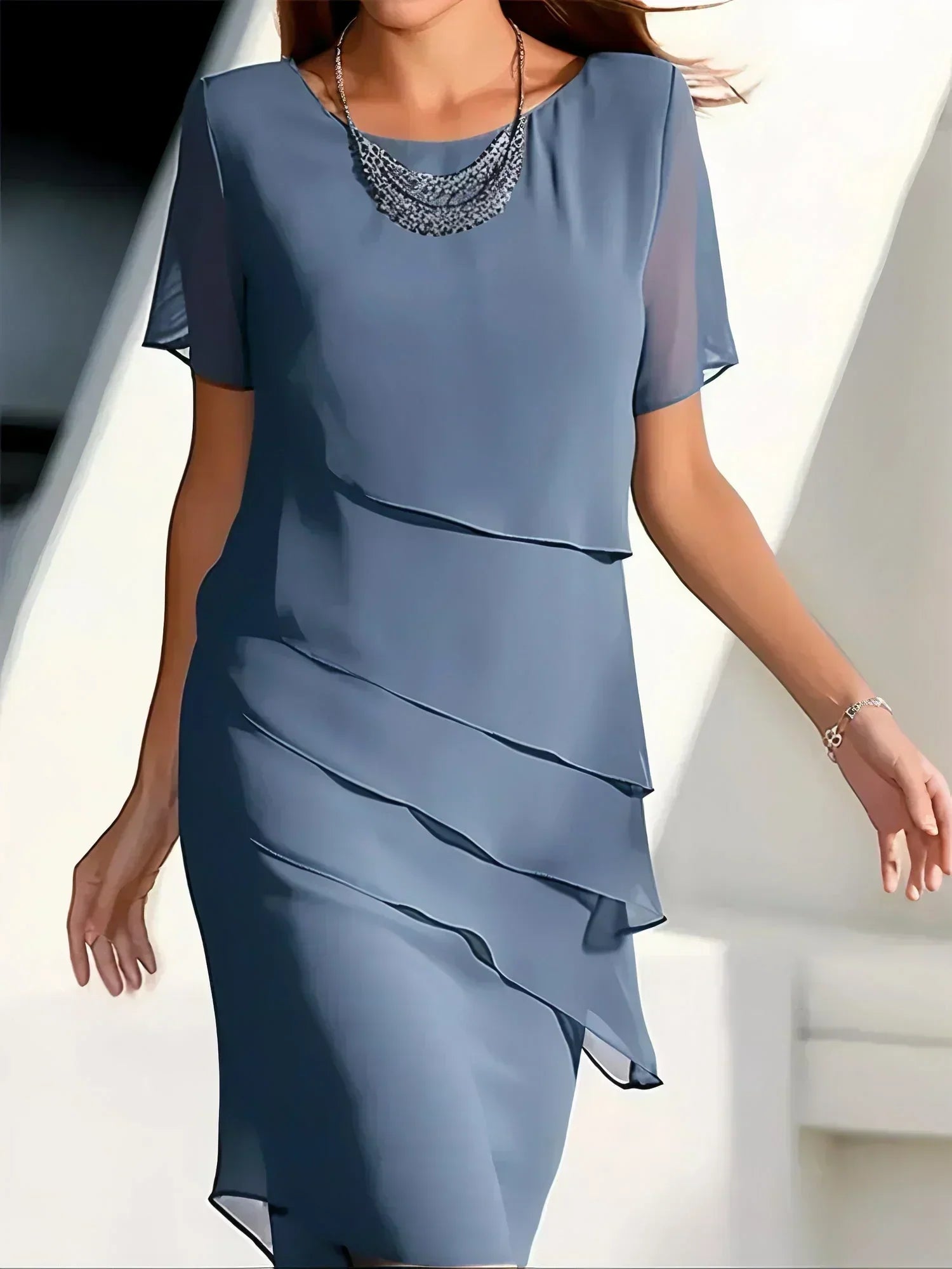Tilla Kleid: Elegant und figurbetont