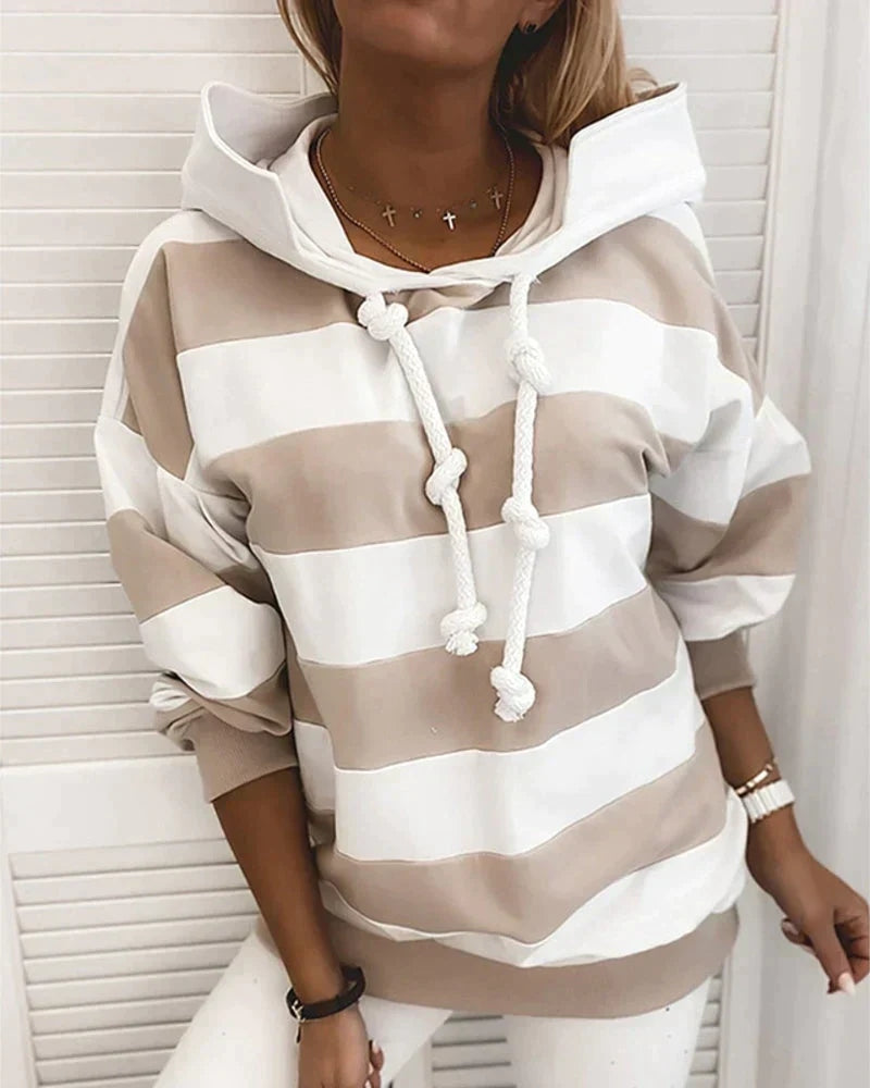 Trendiger Damen-Hoodie von Emma mit Streifen