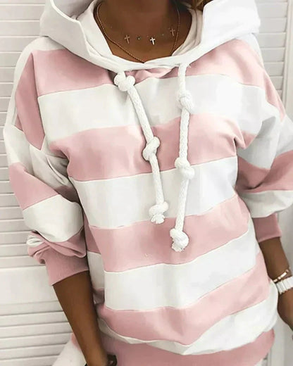 Trendiger Damen-Hoodie von Emma mit Streifen