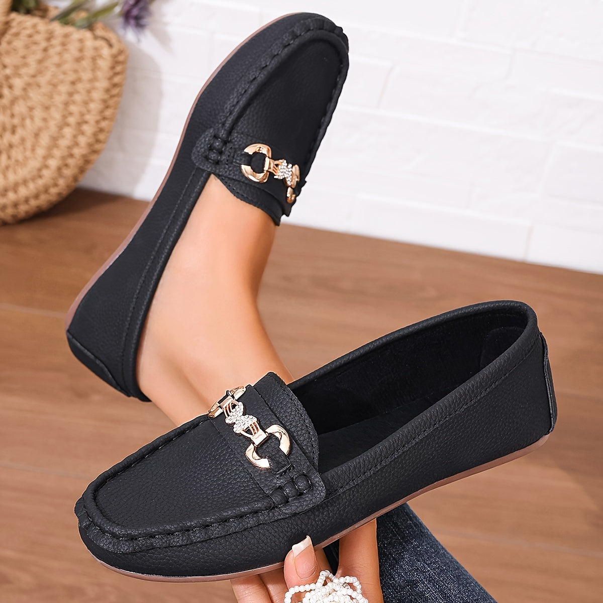 Veloura™ – Elegante Damen Slipper mit Kristall Schmetterlings Dekor