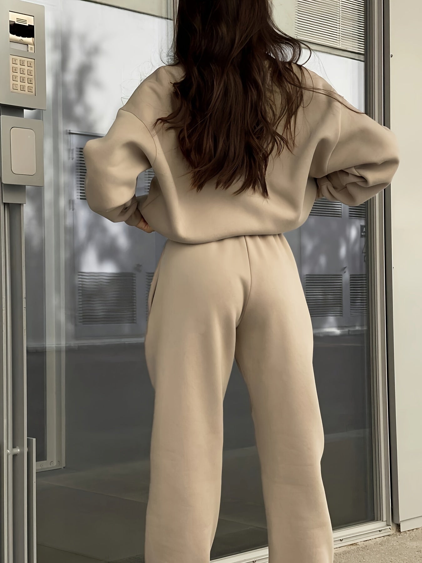 VitaLuxe™ – Eleganter Damen Trainingsanzug mit Stehkragen