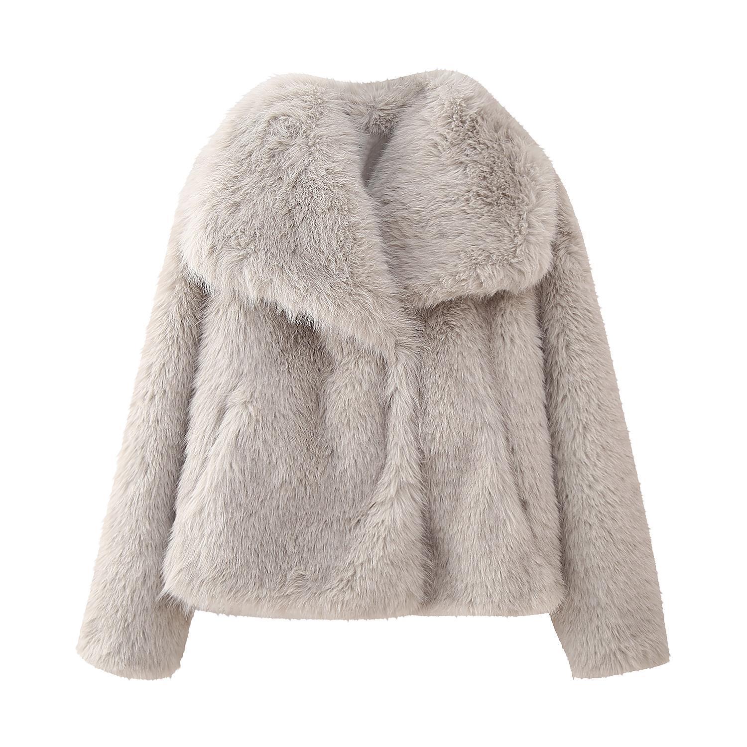 Warme Kragenjacke Carmie mit hohem Tragekomfort