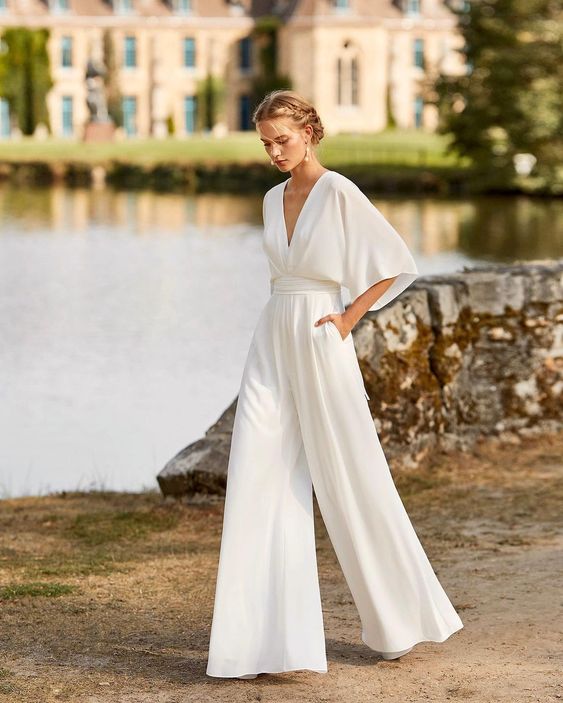 Yoko: Lockerer Jumpsuit mit weitem Bein