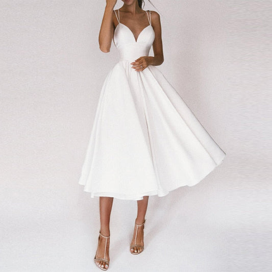 EleganceWear™ – Damen Kleid mit V-Ausschnitt & Rückenfreiem Design