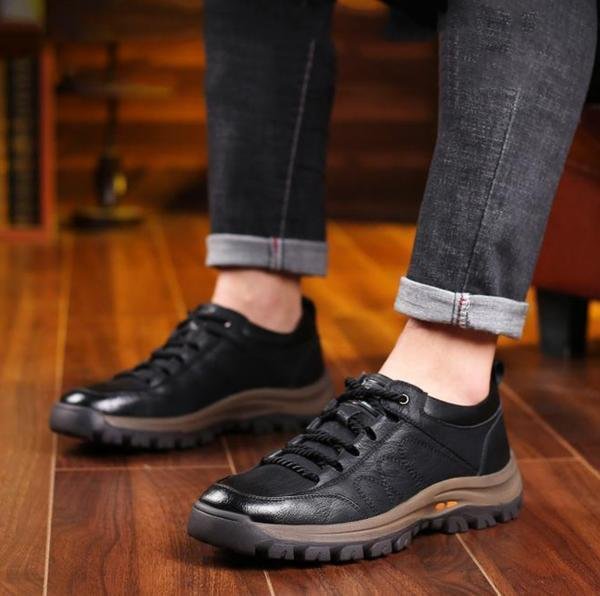 LuxoStep™ – Wasserdichte & Orthopädische Lederschuhe für Herren