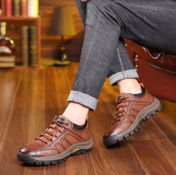 LuxoStep™ – Wasserdichte & Orthopädische Lederschuhe für Herren